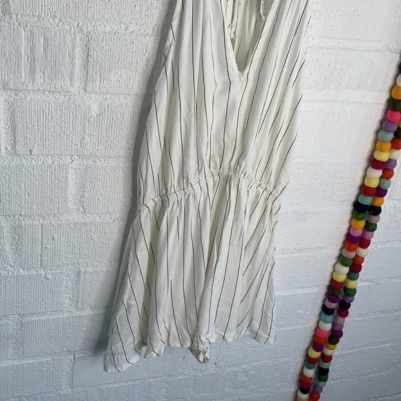 LF Rumor Cotton Cut Out Striped Romper sz M - Picture 2 of 6